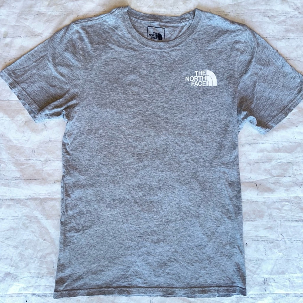 NWOT Men's Small The North Face SS T-Shirt Light Gray